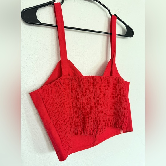 Large Red Button-Front Crop Top - Picture 8 of 11